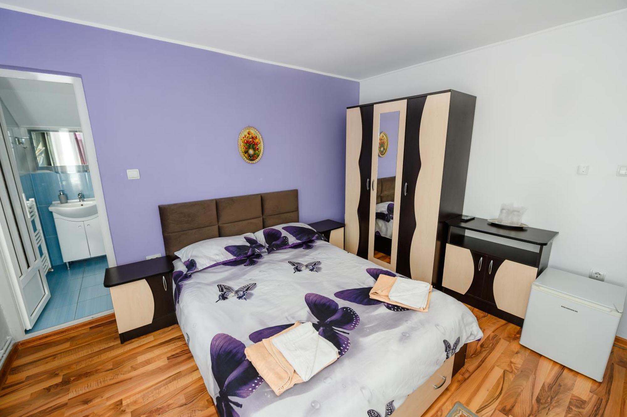 Casa Alex Calimanesti Hotel ภายนอก รูปภาพ