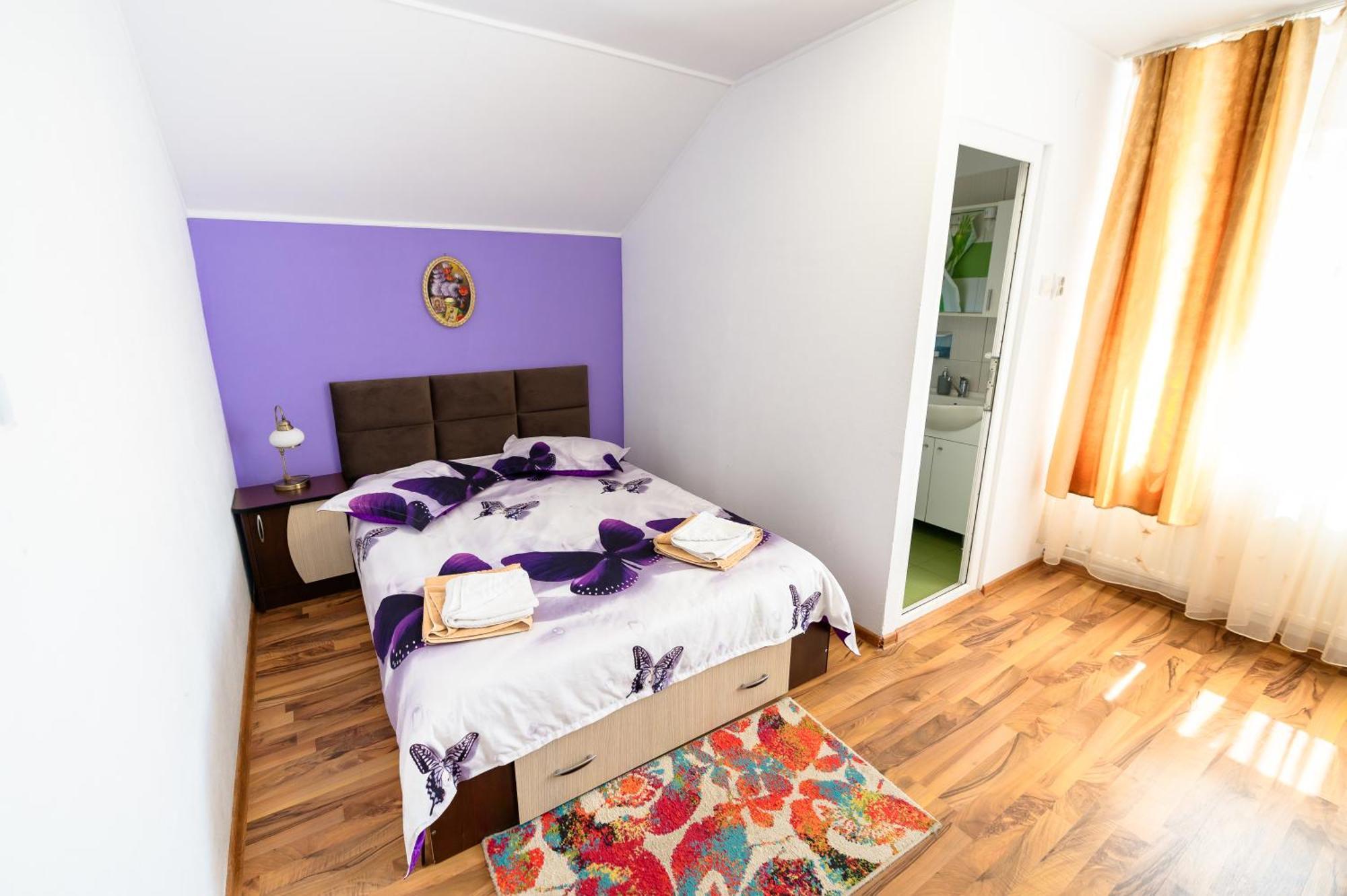 Casa Alex Calimanesti Hotel ภายนอก รูปภาพ